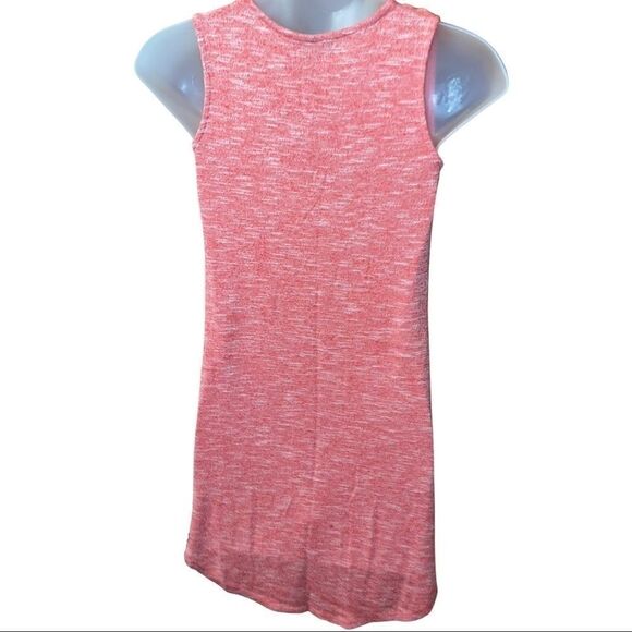 ‎Crown & Ivy Lightweight Sleeveless Sweater - Picture 4 of 4